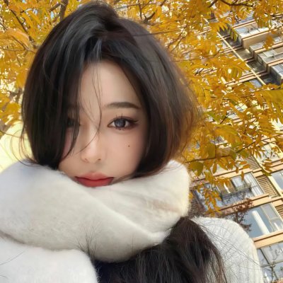 色肉毒蝎女